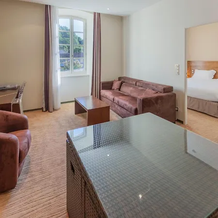 1 Bedroom Gorgeous In Appartamento